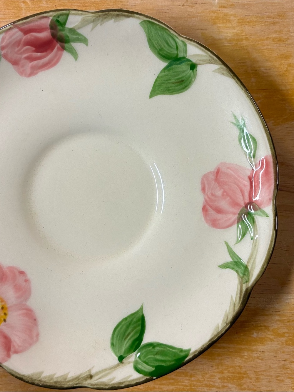 Franciscan Vintage Tea Saucer 5 3/4in Floral Desert Rose USA Earthenware.